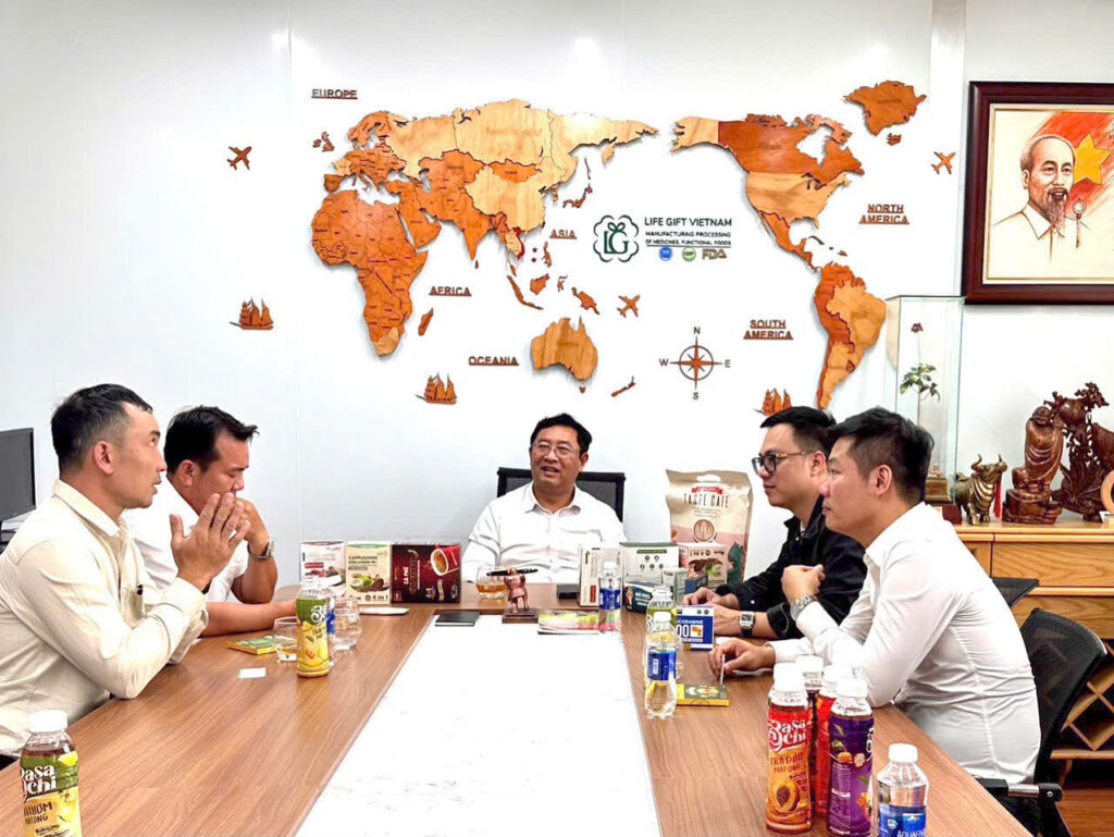 Discussion between the Director General and Life Gift Vietnam’s leadership on closed supply chain development strategy